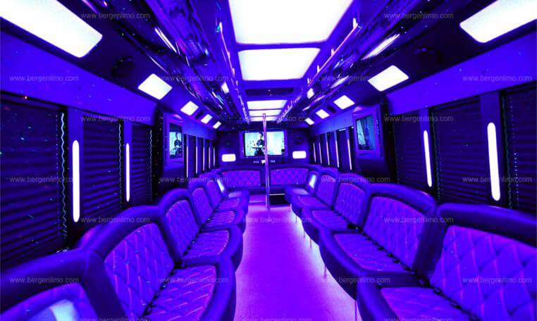 Party Bus Ford F750 Nj 20 762x456