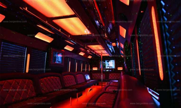 Party Bus Ford F750 Nj 23 762x456