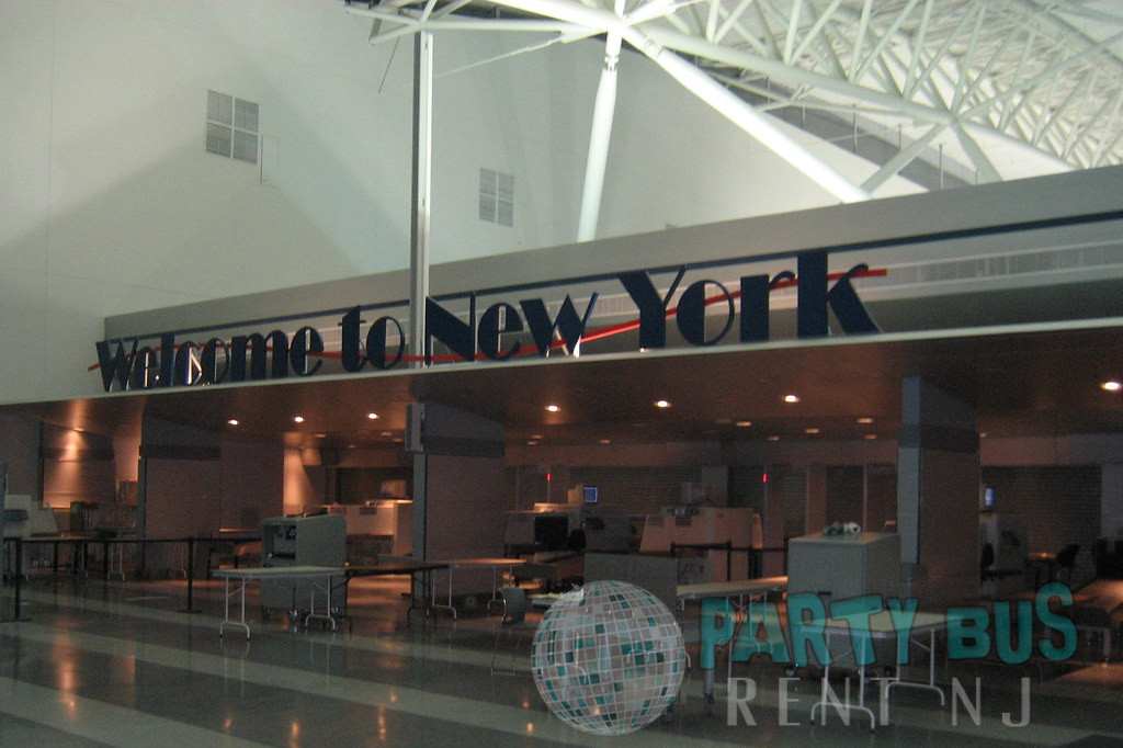 Best New York City airport transfers Rent Party Bus NJ